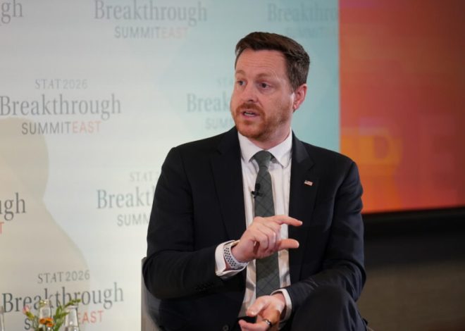 Medicare considering automatic Medicare Advantage enrollment